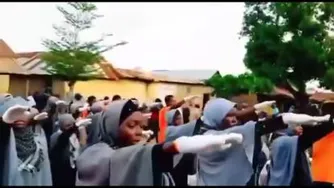 بی نظیر ترین کلیپ سال سرود زیبای آفریقایی در وصف آقا امام زمان عج.تعالی