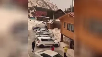 قهر طبیعت...ما تجربشو داریم که بهمن چه میکنه،نابودگره!!