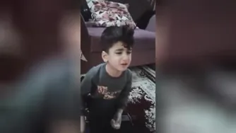 02:20 / 00:10 دهه شصتیا هنوز سینگلن دهه نودیا زن میخوان😂 ‌چه التماسی هم میکنه😂