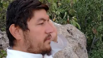 فردا که از آن قلل فرود می آید شغالی نخواهد بود