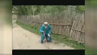 بدخشی می خواند!