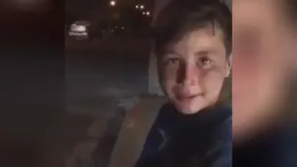 چشمانش!