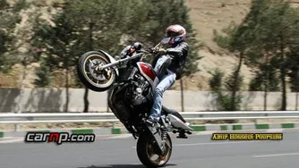 حرکت نمایشی سی بی آر