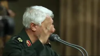 مدیحه سرای حاج صادق آهنگران در حضور رهبر انقلاب