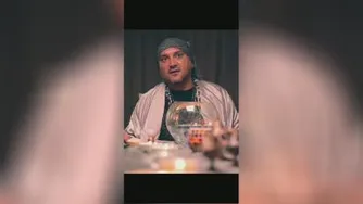 کچل ها خوش شانس اند/ بازکردن بخت دختران