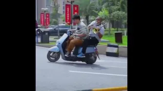 اینا اصلا روانی ان😂😂