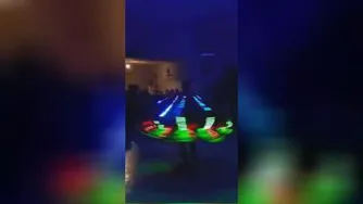 گل گلدون من نشسته درباد ، حرکات موزون بانورپردازی ف وق العاده جالب