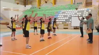 آشنایی با توپ والیبال_ 1