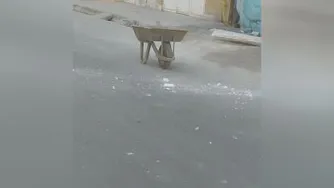 پرت کردن یخ