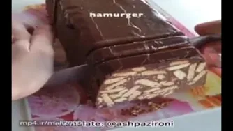 طرز تهیه کیک شکلاتی موزاییکی خوشمزه