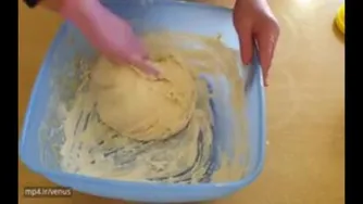 آموزش پخت نان تابه ای با اضافه کردن سبزیجات