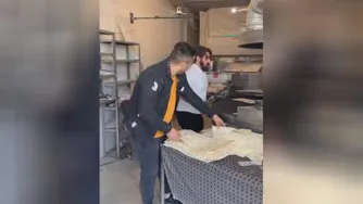 شاد ترین نونوایی ایران😂😂😂🤣