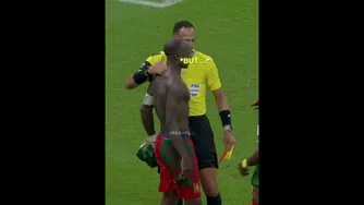 داداش یه چیزی یادش رفت 😂