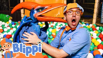 🐣🦕 بلیپی با دایناسورهای کوچولو بازی می‌کند — تخم‌های پتروداکتیل در حال باز شدن!