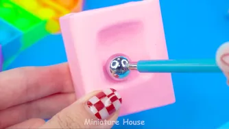 ساخت آکواریوم دور از خانه کوچک صورتی با لیز رنگین کمان Hello Kitty برای حیوان خانگی 🐠❤