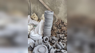 ریخته‌گری چدن در عباس‌آباد