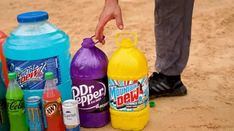 Giant Balloons from Toothpaste Eruption with Big Coca-Cola, Mirinda, Schweppes &