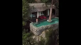از لحاظ روحی احتیاج دارم الان اینجا باشم😍