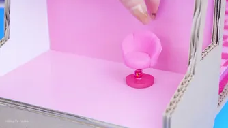 ساخت اتاق خواب صورتی با تم Hello Kitty و دو تخت، مجموعه آشپزخانه از کارتن ❤️ DIY