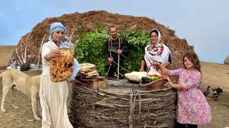 زندگی قبیله‌ای در ایران - پخت کباب جگر گوسفند با پیاز و سیب‌زمینی