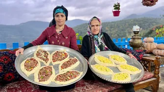 احساسات روستایی مه‌آلود و بارانی | تهیه خمیر و خرد کردن گوشت برای پیده تنوری