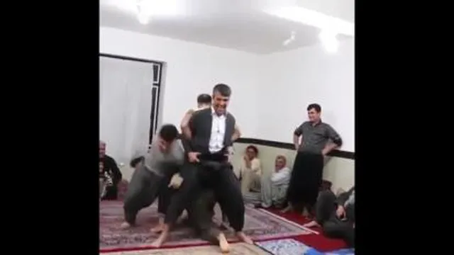 دمپایی بازی
