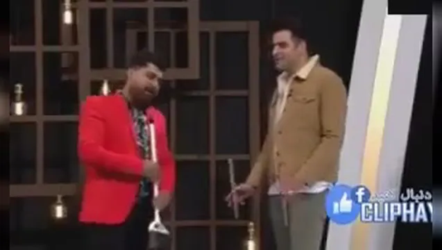 بهترین تقلید صدا😂😂😂😂
