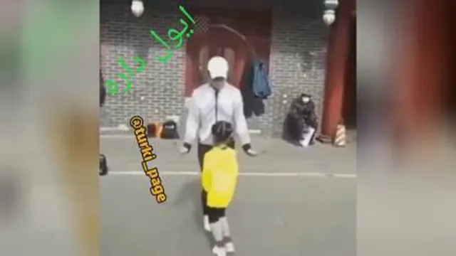 حرکات حرفه ای ورزشی دختر کوچولو
