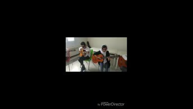 اجرای اهنگ روز برفی محمد رضا گزار