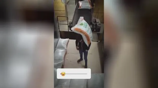 وقتی علاقه زیاد به کار و چایی دارید