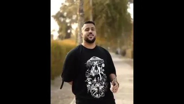 فقط مادر