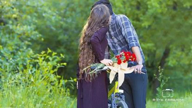 عاشقونه عاشقونه