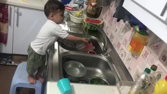 این هم ظرف شویی به سبک سام