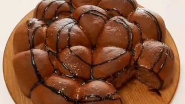 طرز تهیه نان کاکائویی مغزدار،جدیدترین عصرانه خوشمزه ولذیذ