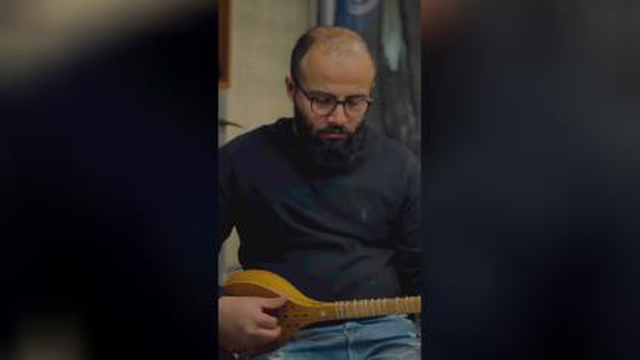 نواختن سه تار