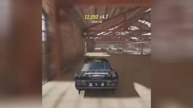 🎮گیم پلی:رانندگی و...🔥💯