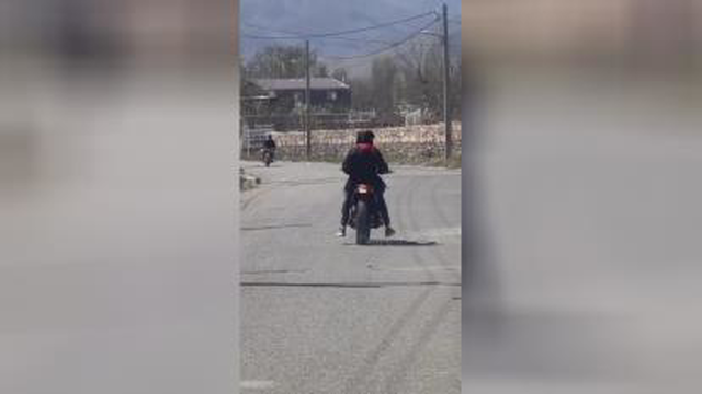 خواهران منصوری