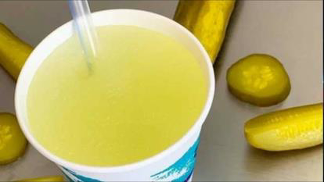 آب خیارشور رو به این دلایل دور نریزید😍😍