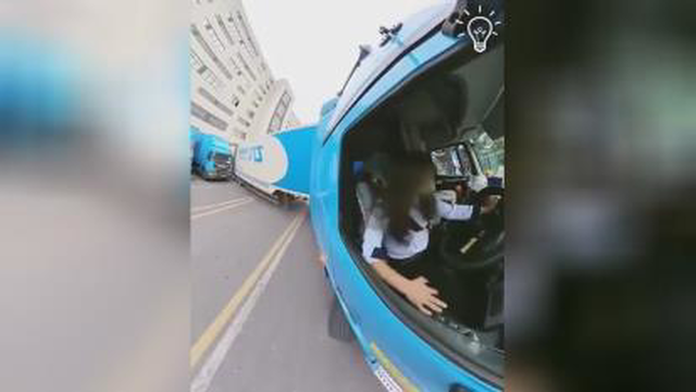 دست به فرمان فوق العاده خانم راننده
