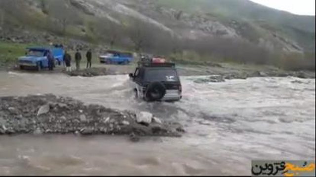 اهالی روستای بهگانه رود در منطقه طارم سفلی استان