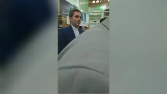 عجب زبونی