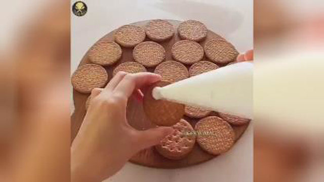طرز تهیه شیرینی شیرین عسل