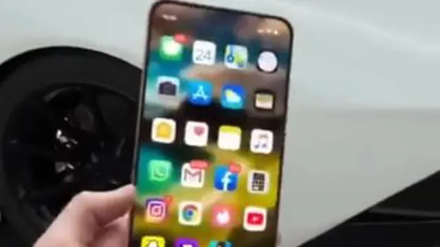گوشی آیفون 12 flip