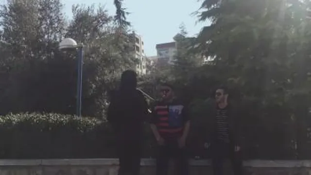 اقا سیگار دارید؟:))))