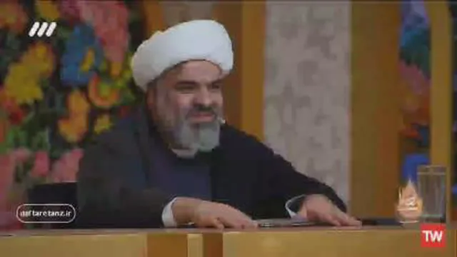 چطور وام بگیریم؟ (شعر طنز عباس احمدی در حسینیه معلی)