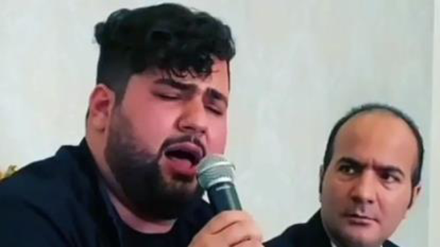 حنجره طلایی😳