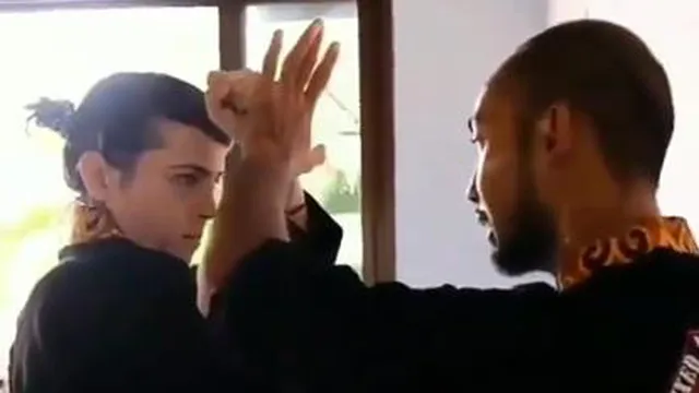 آموزش دفاع شخصی