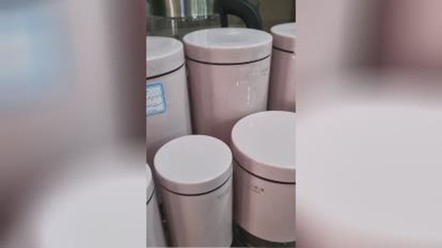 متبرک کردن به ائمه وسیله ایی که در منزل داریم