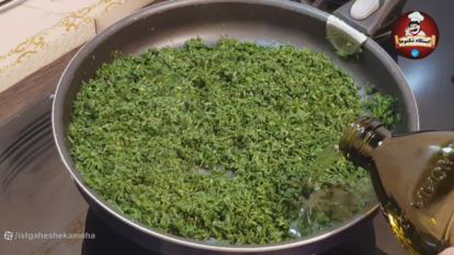 ترش مرغ گیلانی در ایستگاه شکموها