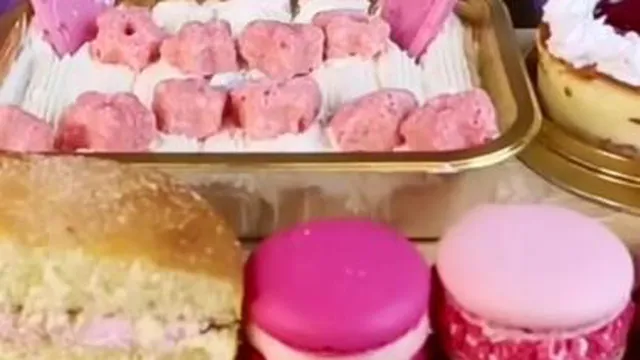 کیک وماکارون